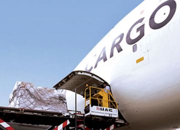 cargo to qatar